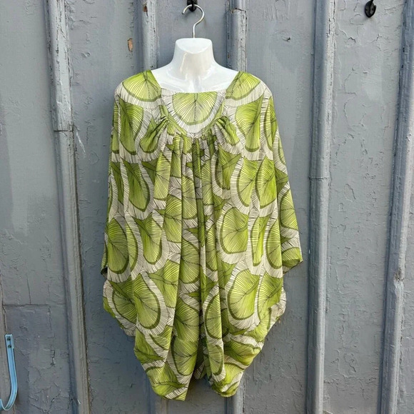 Mara Hoffman Tops - Mara Hoffman green botanical leaf print silk blouse, size Xs (fits larger)